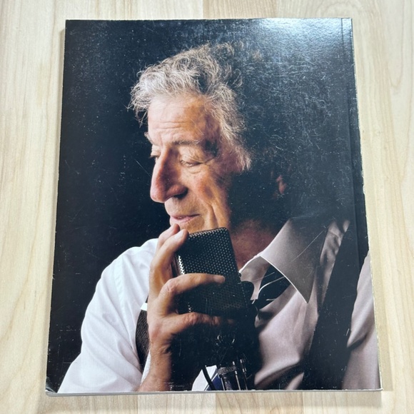 LIFE Unseen Magazine Specials TONY BENNETT - Picture 2 of 5